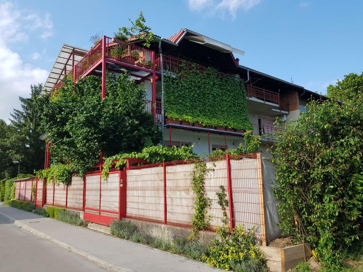 Ferienwohnung Ljubljana'S Terrace Exterior foto